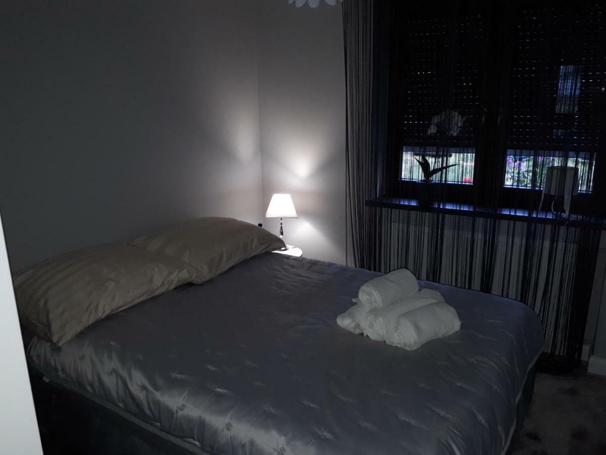 Apartamenty Centrum- Kochanowskiego -Dawniej Two-Bedroom Apartment Zielona Góra Zewnętrze zdjęcie
