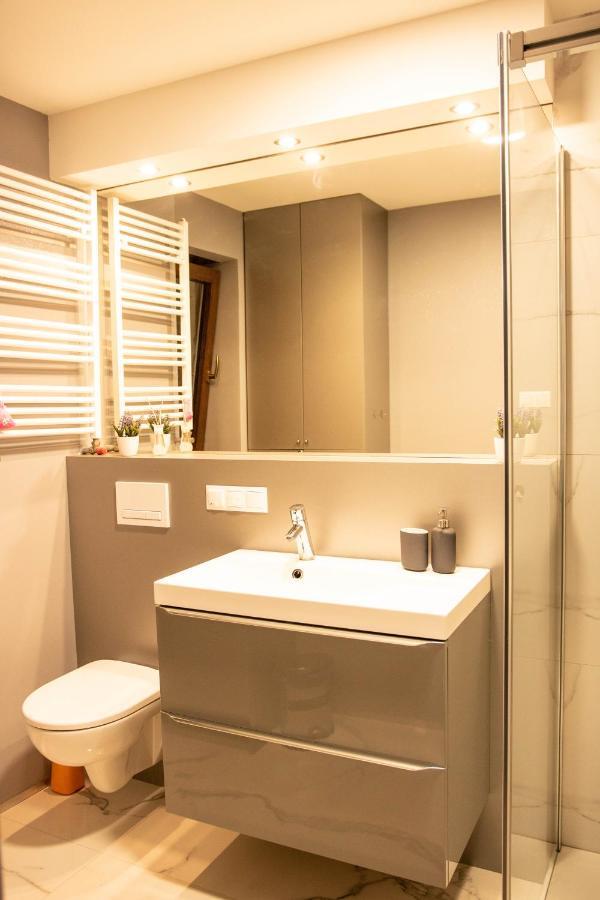 Apartamenty Centrum- Kochanowskiego -Dawniej Two-Bedroom Apartment Zielona Góra Zewnętrze zdjęcie